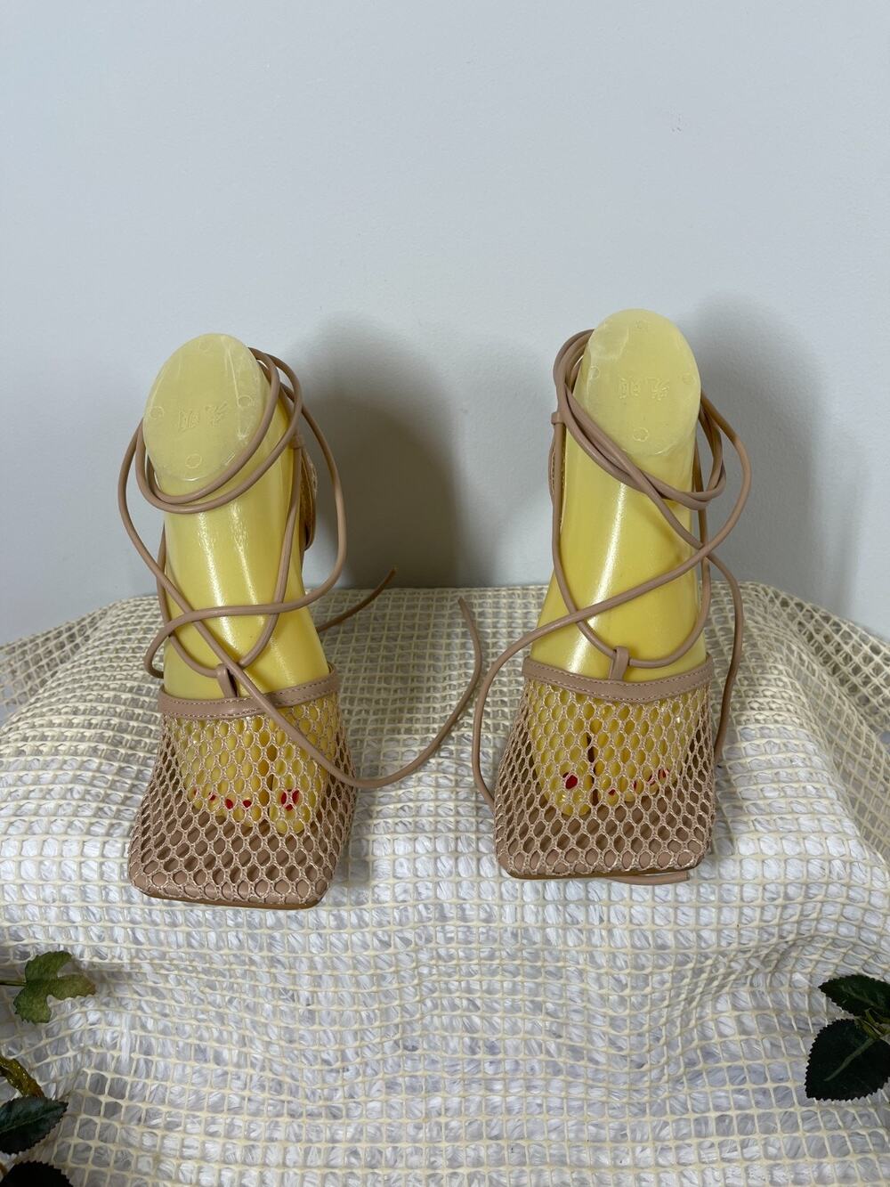 EGO Strappy Heeled Sandals Womens Size 5 Beige Mesh Clean Girl Minimalist Baddie
